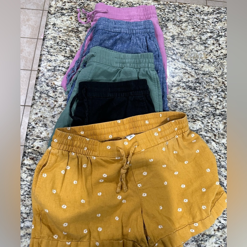 LOT of 5 pair - linen shorts OLD NAVY